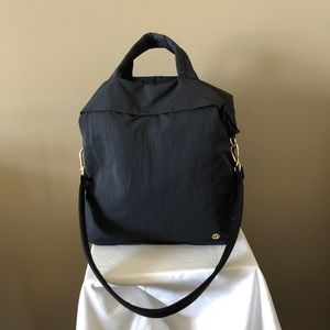 Lululemon On my level bag